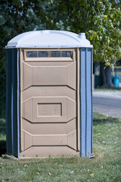 Portable Toilet Options We Offer in South Farmingdale, NY